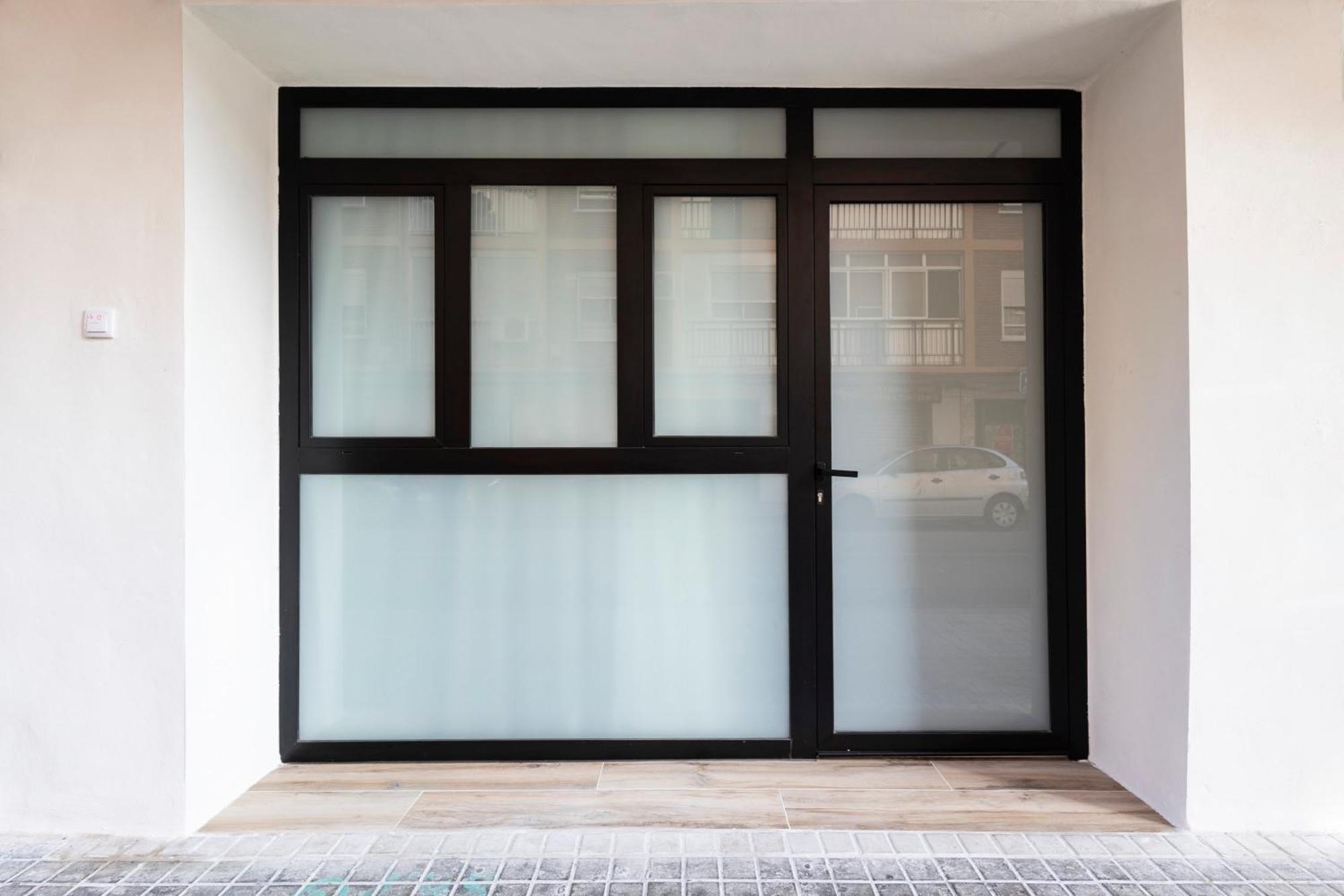 ולנסיה Cortes Suites By Concept Flats מראה חיצוני תמונה