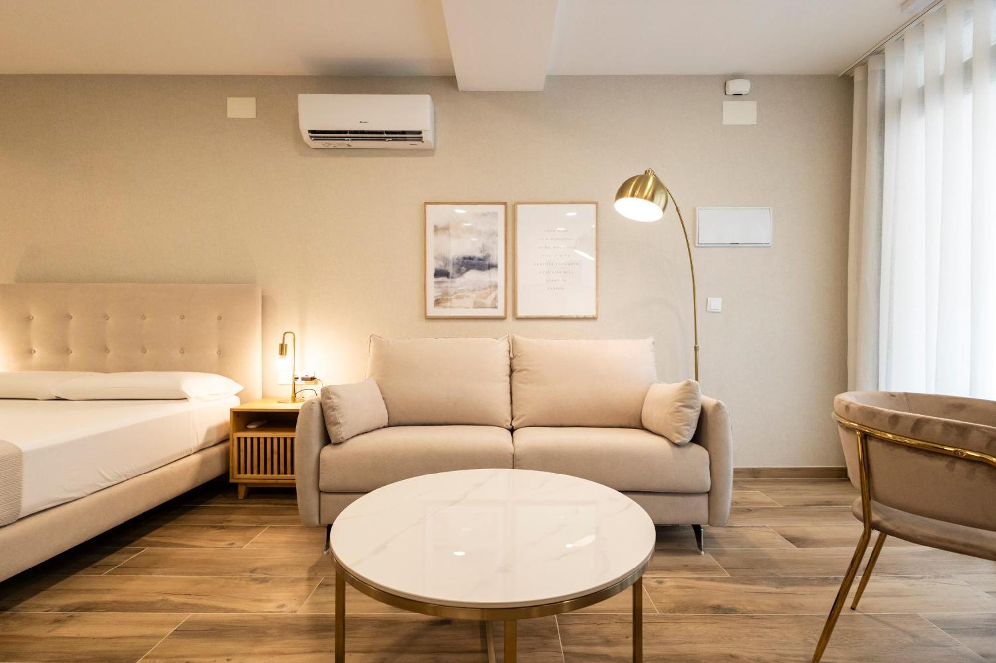ולנסיה Cortes Suites By Concept Flats מראה חיצוני תמונה